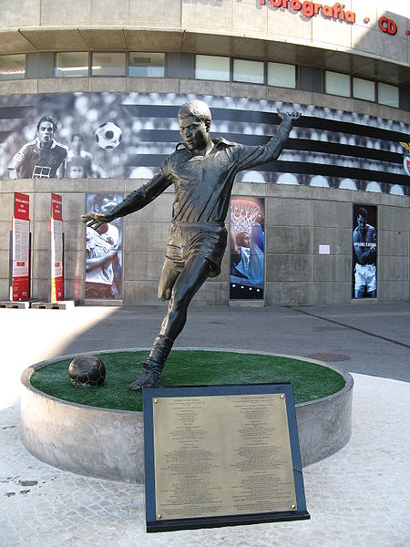 Eusébio Statue - Sport Lisboa e Benfica.